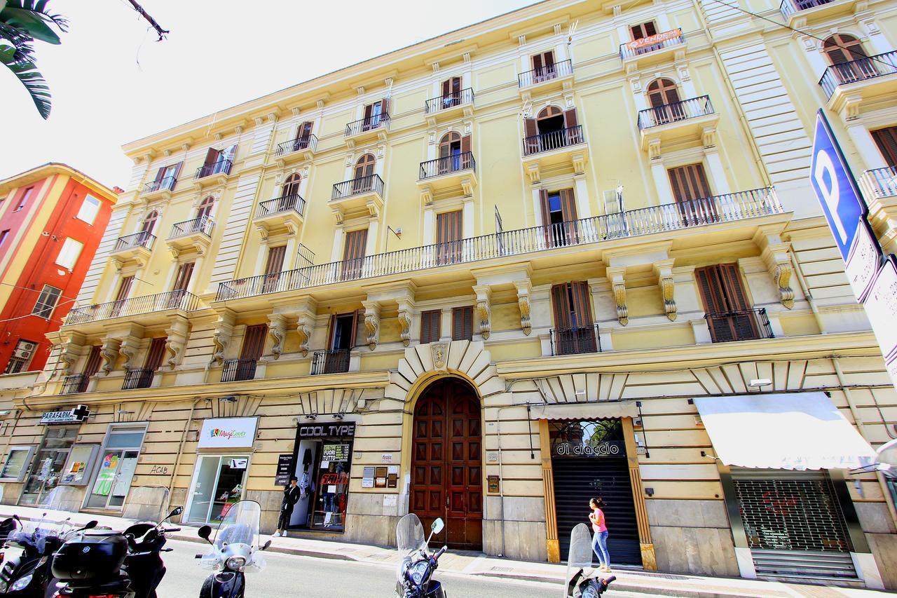 B&B Vitruvio Suites Formia Exterior foto