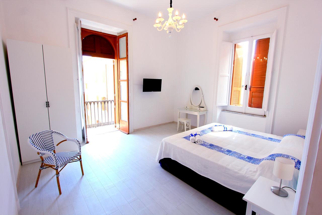 B&B Vitruvio Suites Formia Exterior foto